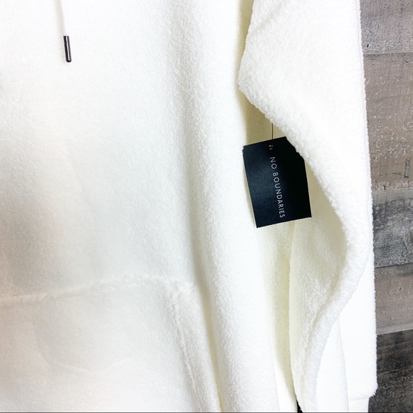 Winter White Sherpa Hoodie Pullover Sweatshirt NWT - Picture 6 of 10